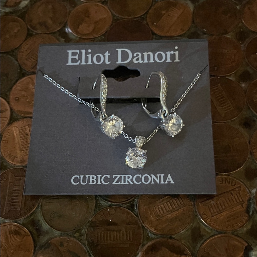 Eliot Danori Solitaire Cubic Zirconia Pendant Necklace and Earring Set NWT